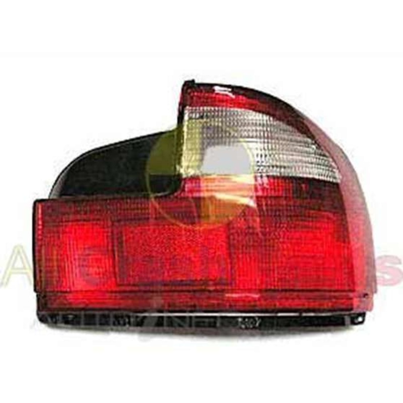 All Crash Right Tail Light Wira 5 Door – PAC-21043RH